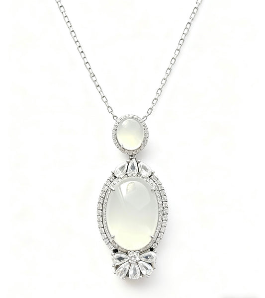 Artificial Chalcedony Bouquet Egg-Shaped Zircon Necklace